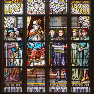 913165 Afbeelding van het middelste deel van een gebrandschilderd raam in het kasteel De Haar (Kasteellaan 1) te ...